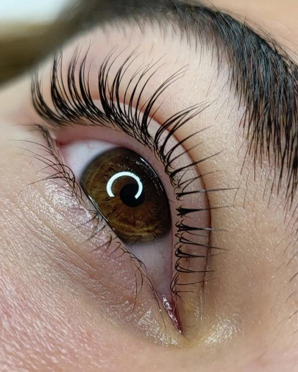 Wimpern-Lifting — Nachher